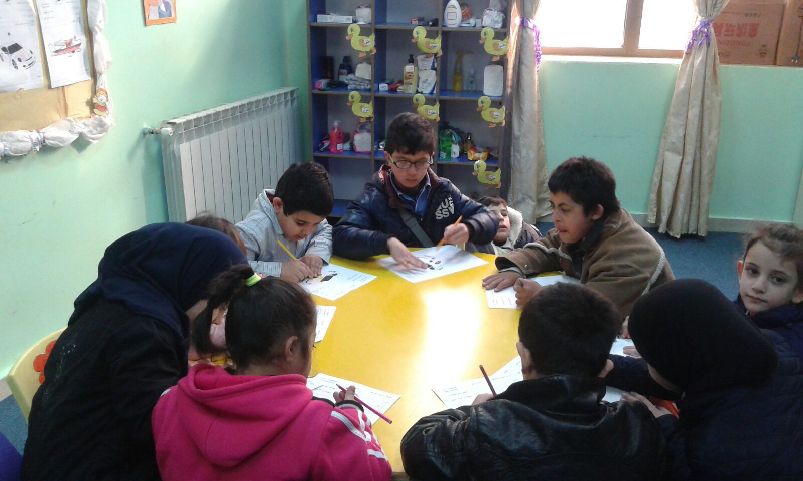 زيارة مدارس المهدي لمركز الإمداد للرعاية والتأهيل في بنت جبيل
